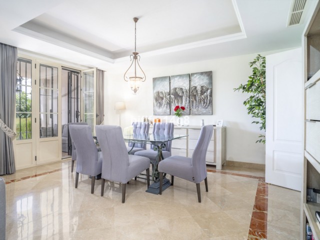 3 Bedrooms Townhouse in Nueva Andalucía