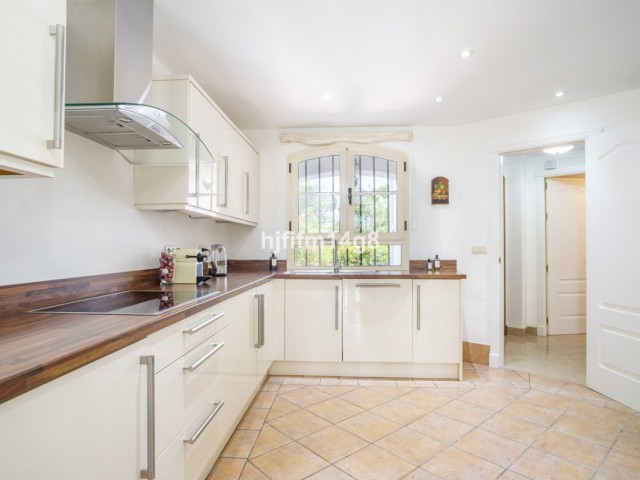 3 Bedrooms Townhouse in Nueva Andalucía