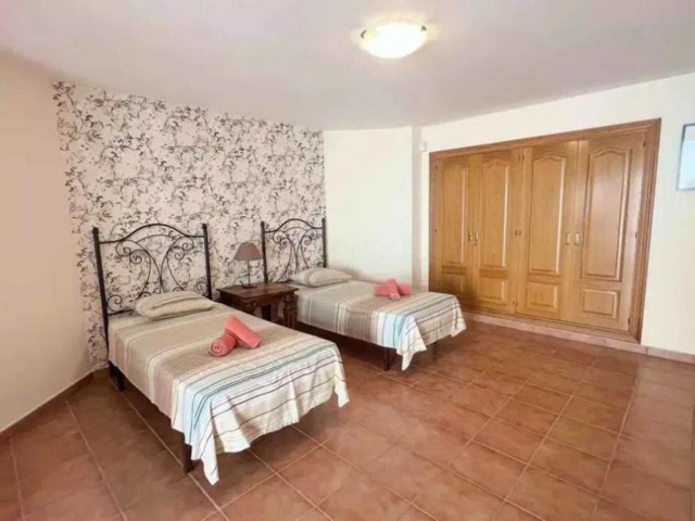 5 Bedrooms Villa in Los Flamingos