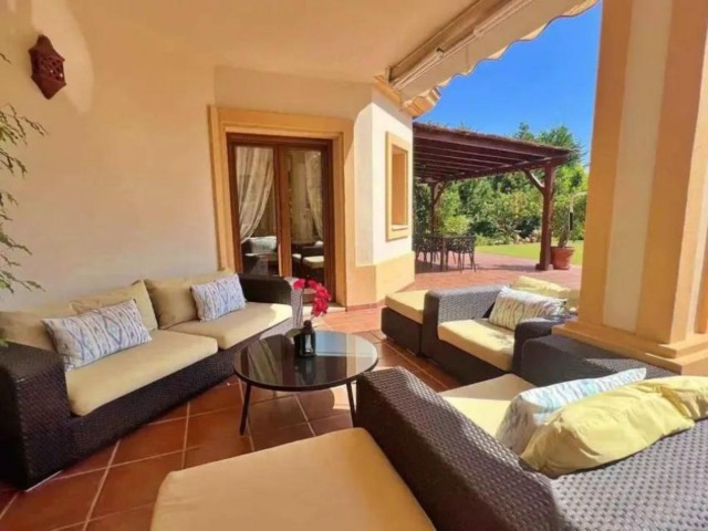 5 Bedrooms Villa in Los Flamingos