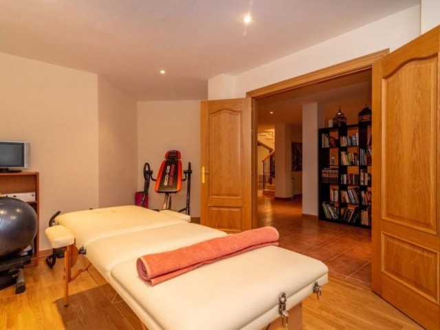 5 Bedrooms Villa in Los Flamingos