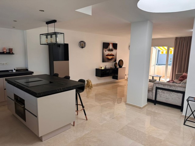 Penthouse in New Golden Mile