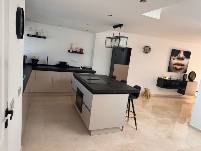 Penthouse avec 2 Chambres  à New Golden Mile