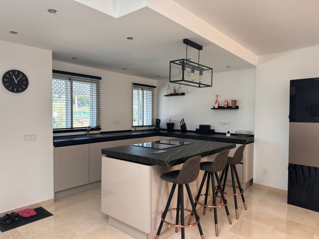 Penthouse in New Golden Mile