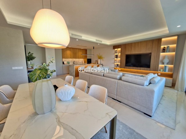 Apartamento con 2 Dormitorios  en Aloha