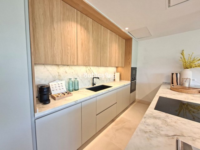 2 Bedrooms Apartment in Aloha
