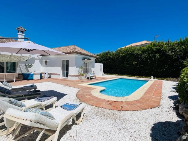 4 Bedrooms Villa in Sotogrande