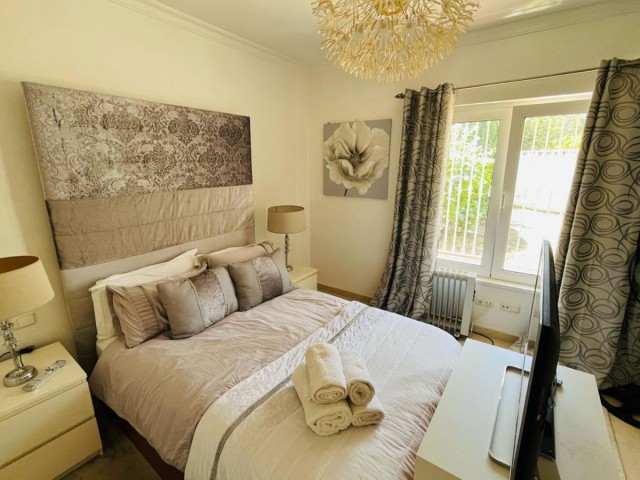 4 Bedrooms Villa in Sotogrande