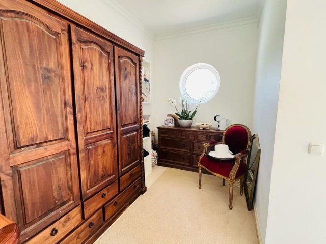 4 Bedrooms Villa in Sotogrande