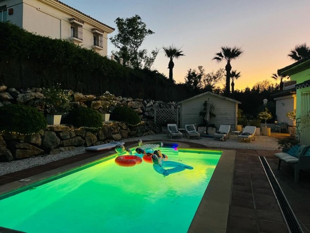 4 Bedrooms Villa in Sotogrande