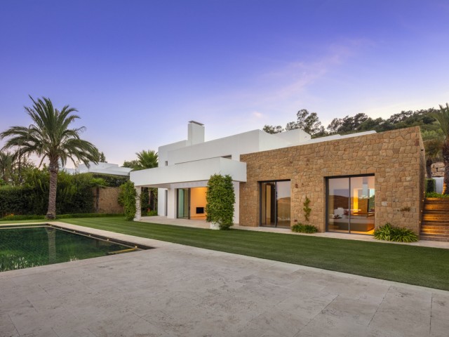 5 Soveroms Villa i Casares