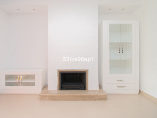 4 Bedrooms Townhouse in El Paraiso