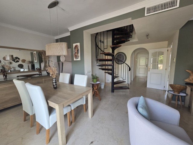 2 Bedrooms Apartment in Elviria