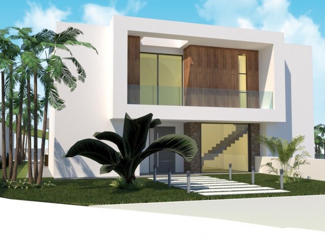 5 Bedrooms Villa in Sotogrande Alto