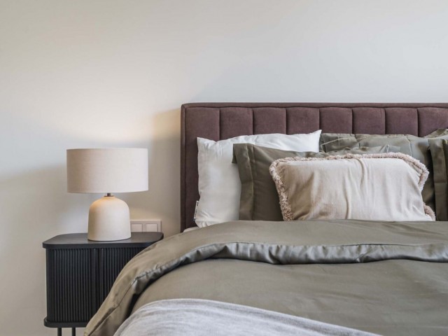 Apartamento con 3 Dormitorios  en Benahavís