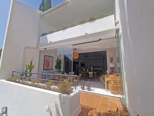 4 Bedrooms Townhouse in Calahonda