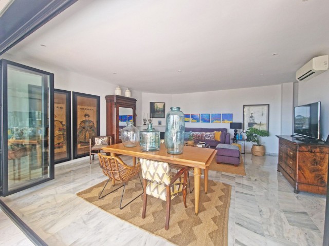 4 Bedrooms Townhouse in Calahonda