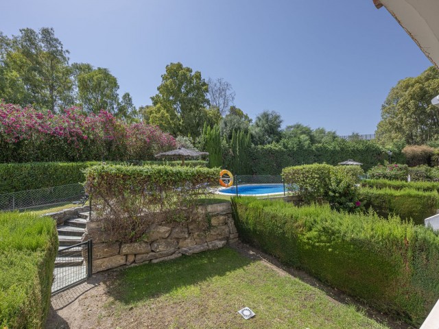 4 Bedrooms Townhouse in Nueva Andalucía