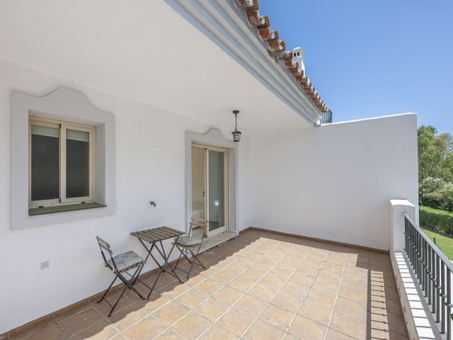 4 Bedrooms Townhouse in Nueva Andalucía