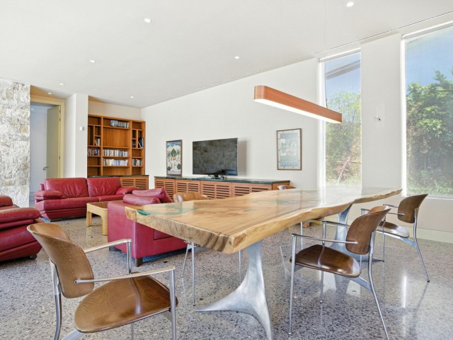 5 Bedrooms Villa in Elviria