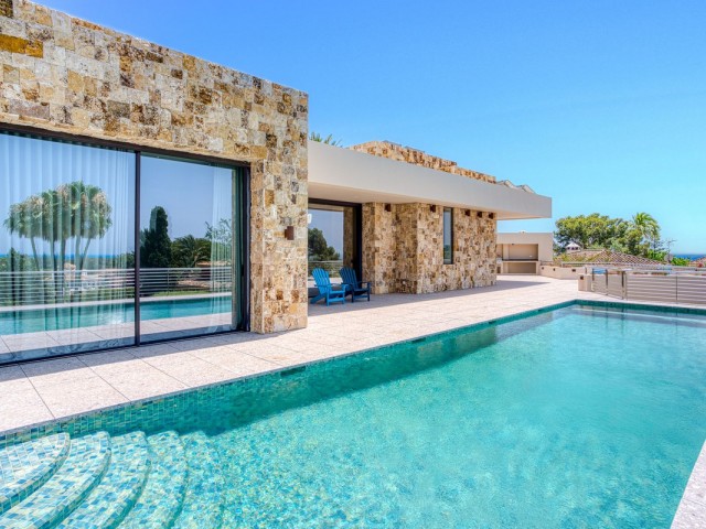 5 Schlafzimmer Villa in Elviria