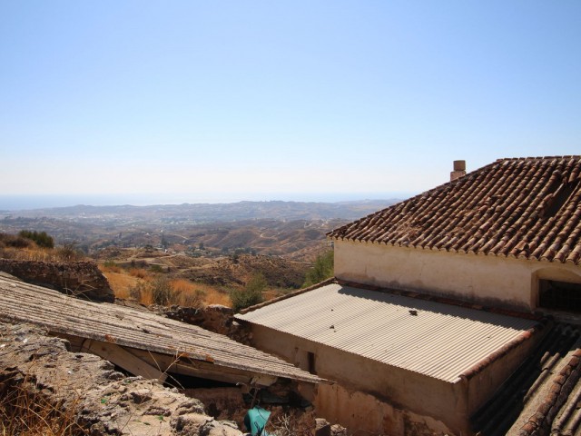 3 Bedrooms Villa in Mijas