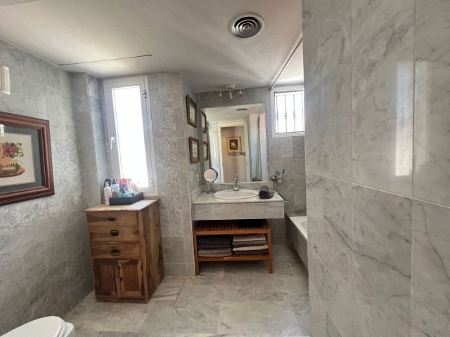 2 Bedrooms Apartment in Marbella