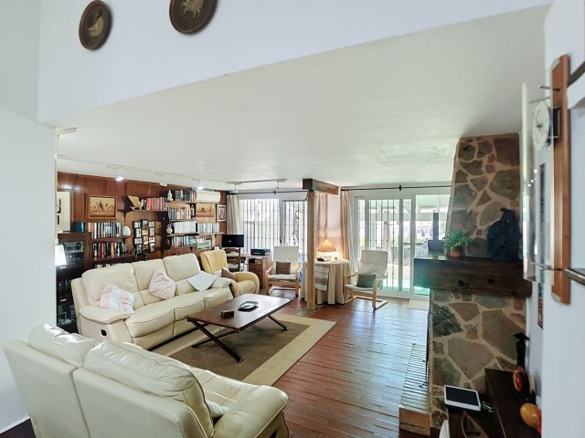 Villa, Arroyo de la Miel, R5103988