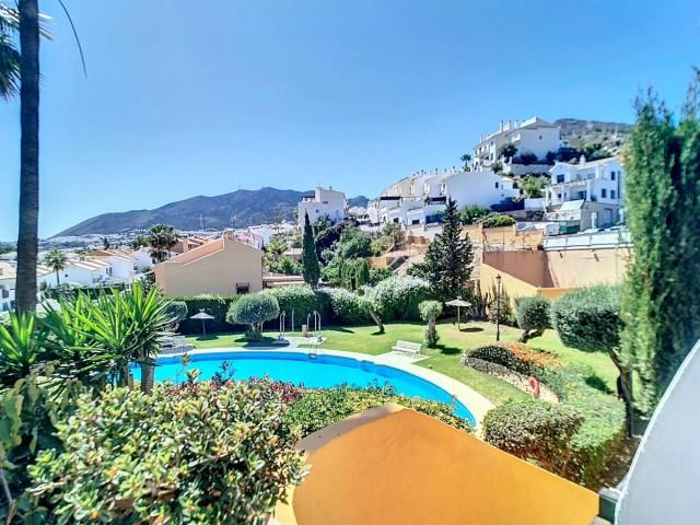 4 Bedrooms Villa in Arroyo de la Miel