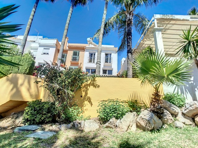 4 Bedrooms Villa in Arroyo de la Miel