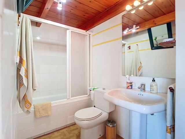 4 Bedrooms Villa in Arroyo de la Miel