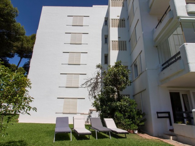 2 Bedrooms Apartment in Los Monteros