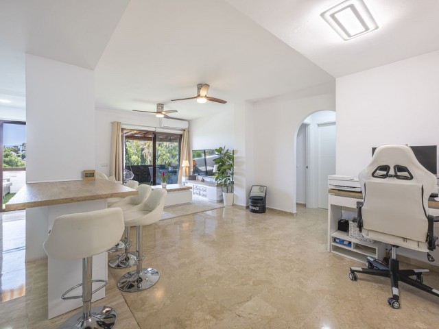 Apartamento con 2 Dormitorios  en The Golden Mile