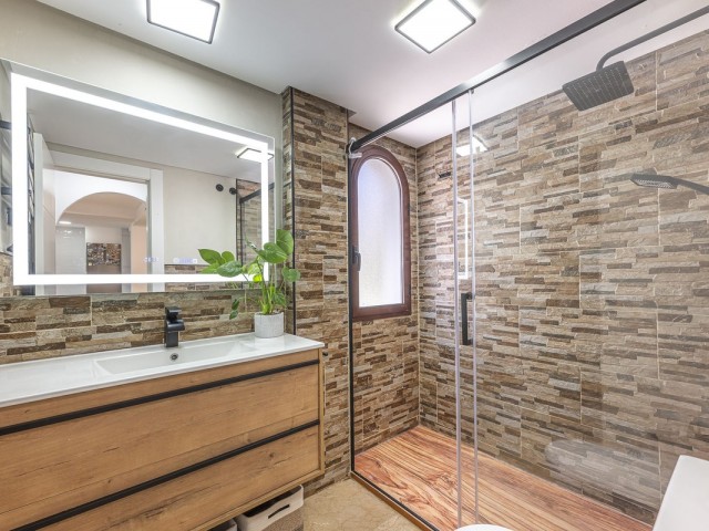 Apartamento con 2 Dormitorios  en The Golden Mile