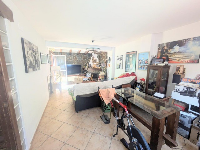 3 Bedrooms Townhouse in Torremolinos