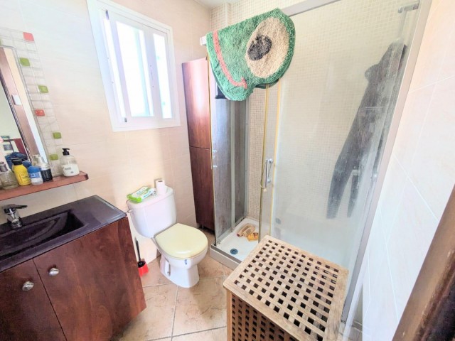 3 Slaapkamer Rijtjeshuis in El Pinillo