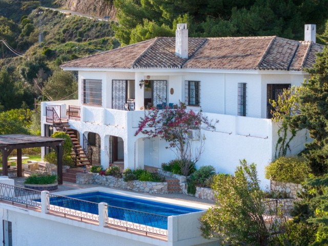 4 Sovrums Villa i Mijas