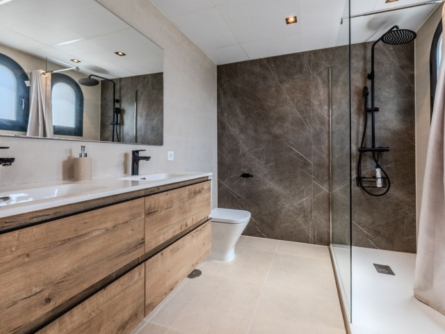 3 Slaapkamer Rijtjeshuis in Estepona