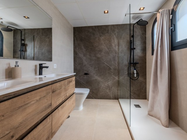 3 Slaapkamer Rijtjeshuis in Estepona