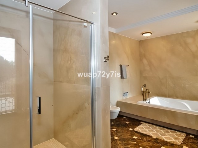 6 Sovrums Villa i Marbella