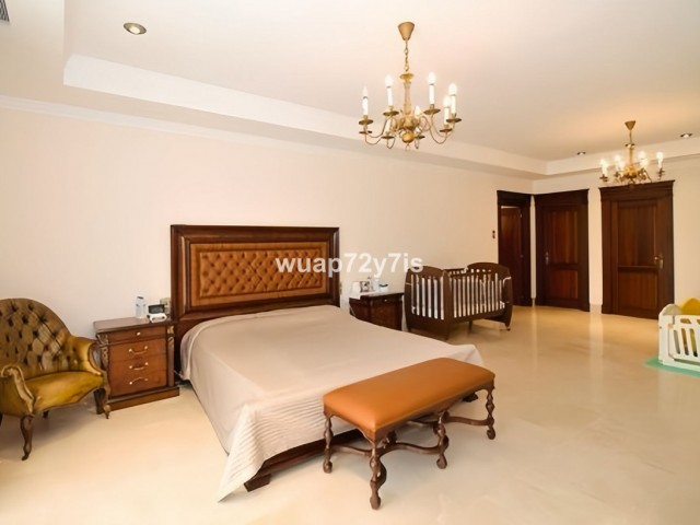 6 Sovrums Villa i Marbella