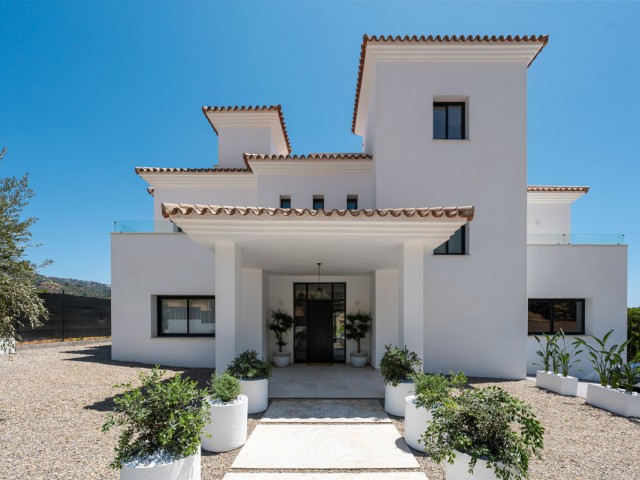 Villa avec 5 Chambres  à Elviria