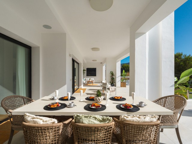 Villa avec 5 Chambres  à Elviria