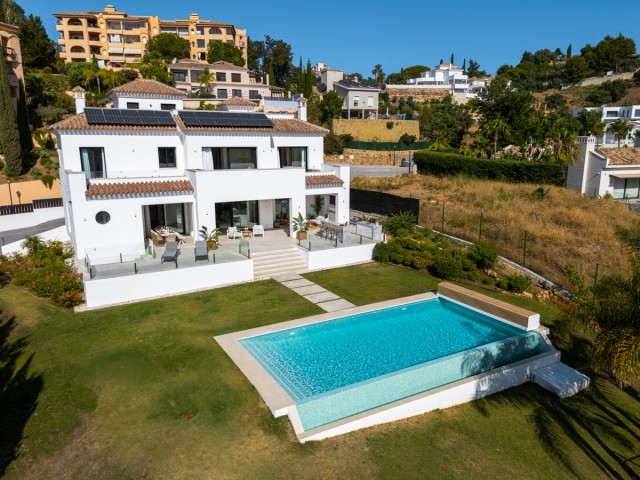 5 Schlafzimmer Villa in Elviria