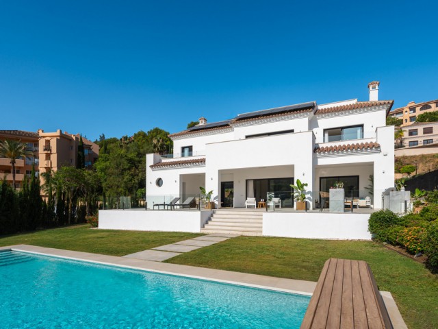 5 Schlafzimmer Villa in Elviria