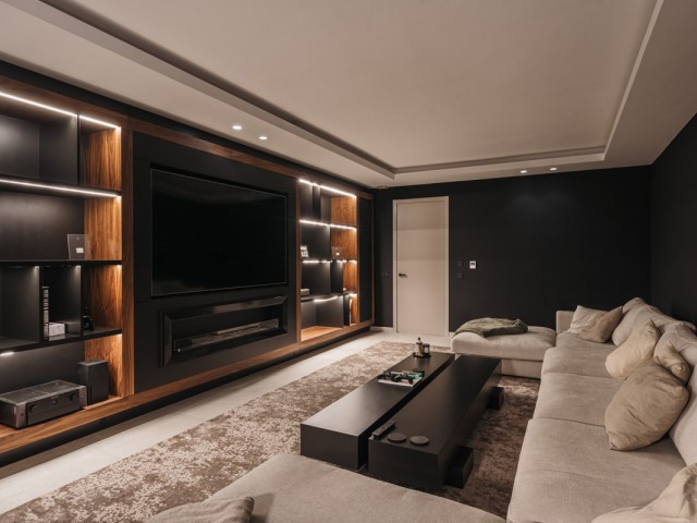 5 Schlafzimmer Villa in Elviria