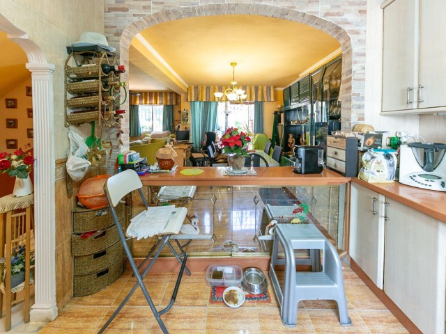 Maison mitoyenne avec 3 Chambres  à Mijas