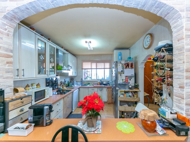 Maison mitoyenne avec 3 Chambres  à Mijas