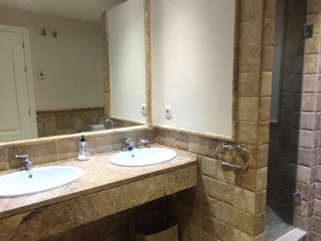 Apartamento con 2 Dormitorios  en Atalaya