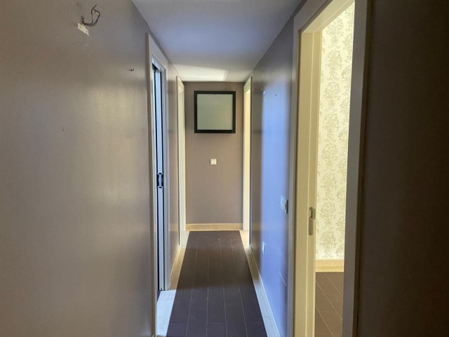 4 Soveroms Leilighet i Estepona